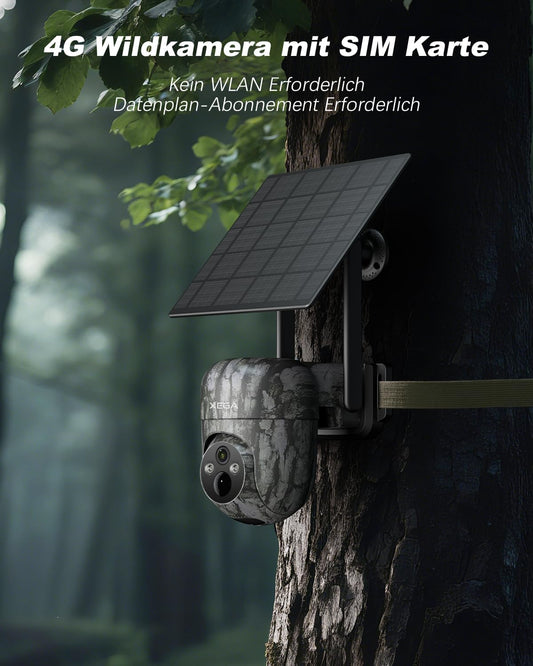 Xega 4G Wildkamera kabellos mit Solarpanel im Tarnmuster, am Baum im Wald. Benötigt SIM-Karte, kein WLAN.